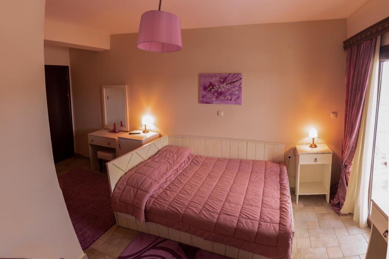 Filoxenia Hotel Koutsodimos Екстер'єр фото