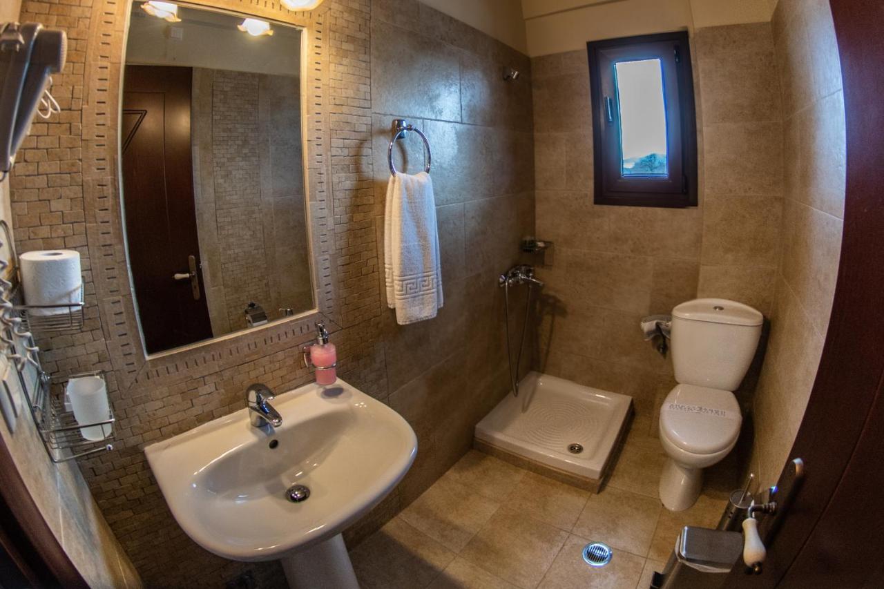 Filoxenia Hotel Koutsodimos Екстер'єр фото