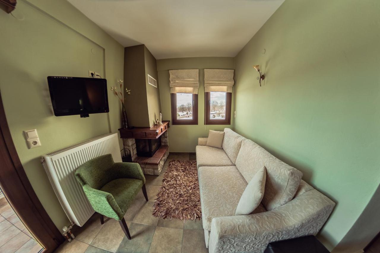 Filoxenia Hotel Koutsodimos Екстер'єр фото